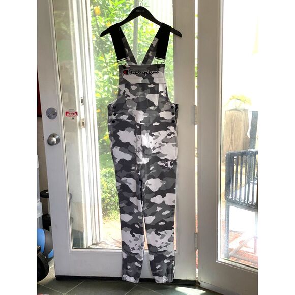 Urban Outfitters Champion Grey Camouflage Super Fleece Bib Overalls Size XS - Picture 2 of 11